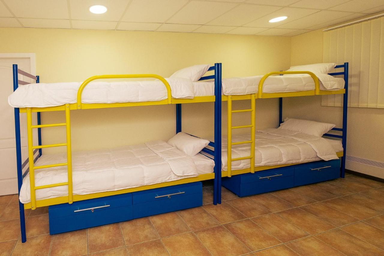 Tenistiy Hostel Odessa Exterior photo